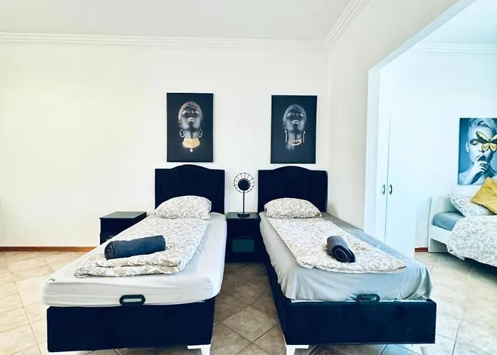Cozy In A For Groups, 16-mins To Blumengaerten Apartment Vienna